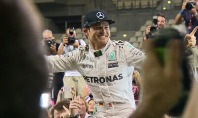 Nico Rosberg campione del mondo nel 2016, come suo padre Keke nel 1982