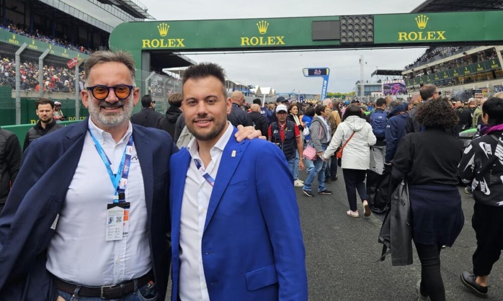 Marco Panieri a Le Mans insieme al Direttore di Formula Imola Pietro Benvenuti (© Marco Panieri)