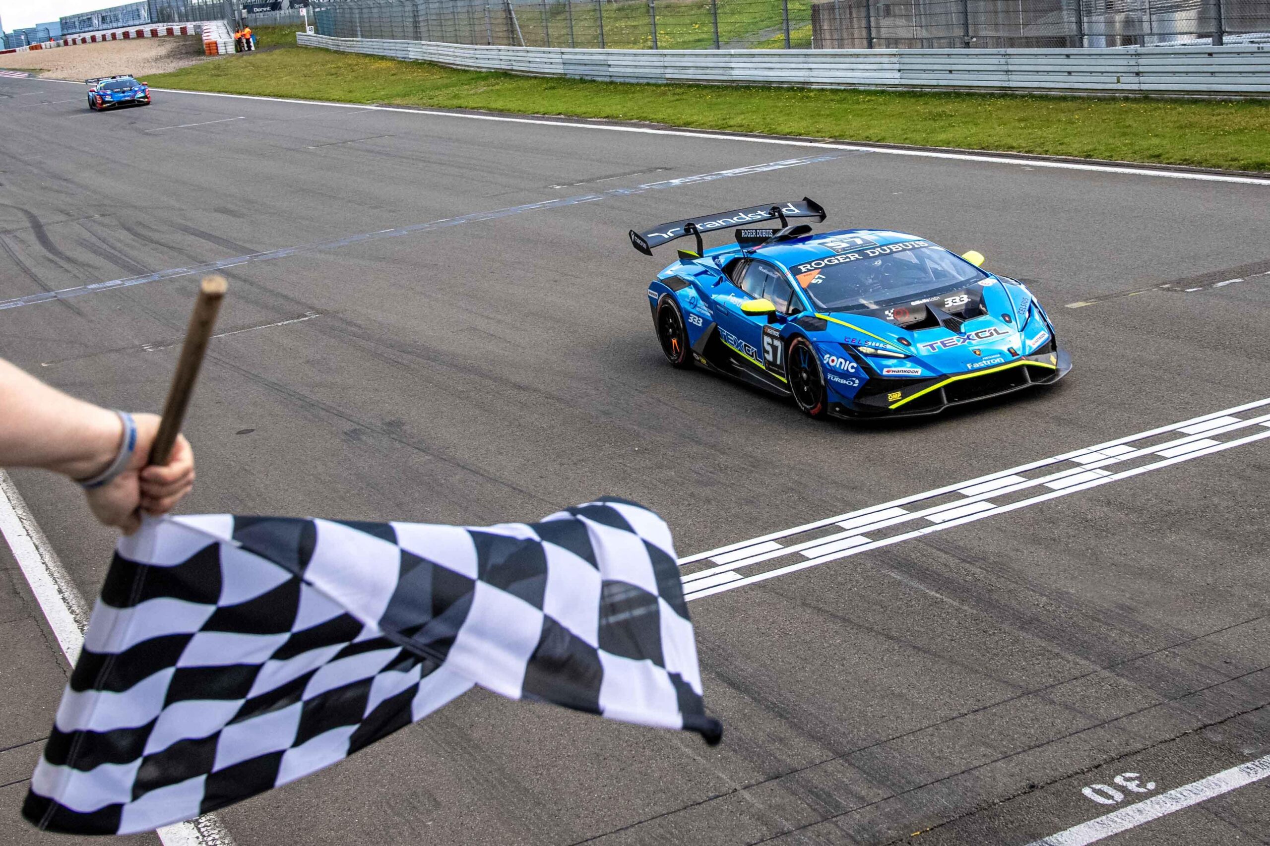 Il vincitore di Gara 2 del Lamborghini Super Trofeo al Nürburgring