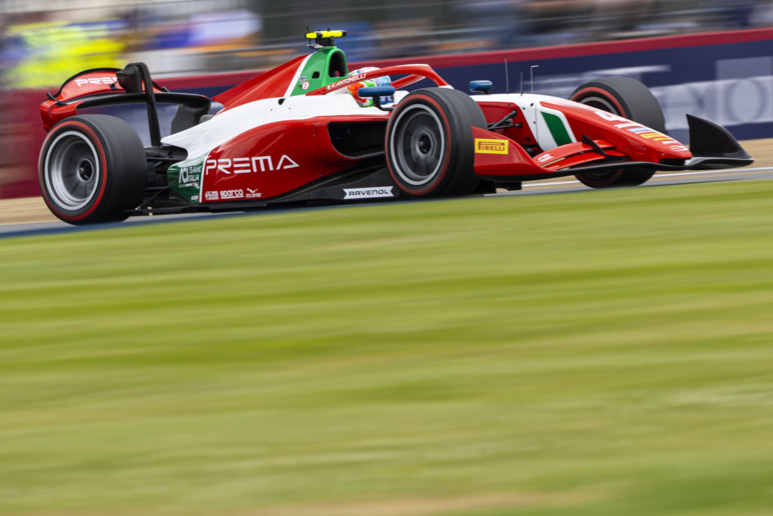 Andrea Kimi Antonelli vincitore della Sprint Race di F2 a Silverstone