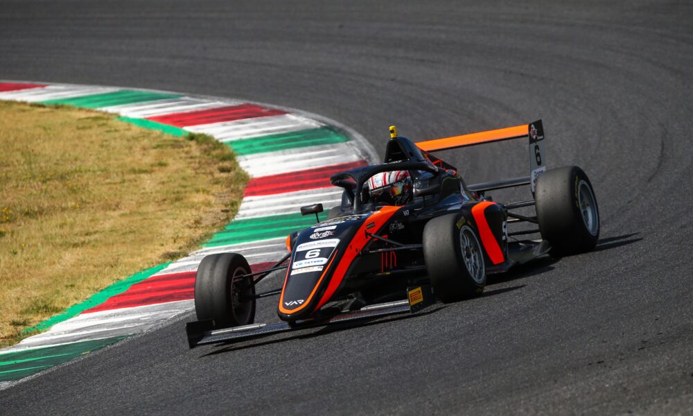 Yamakoshi in azione al Mugello durante l'Euro 4 Championship