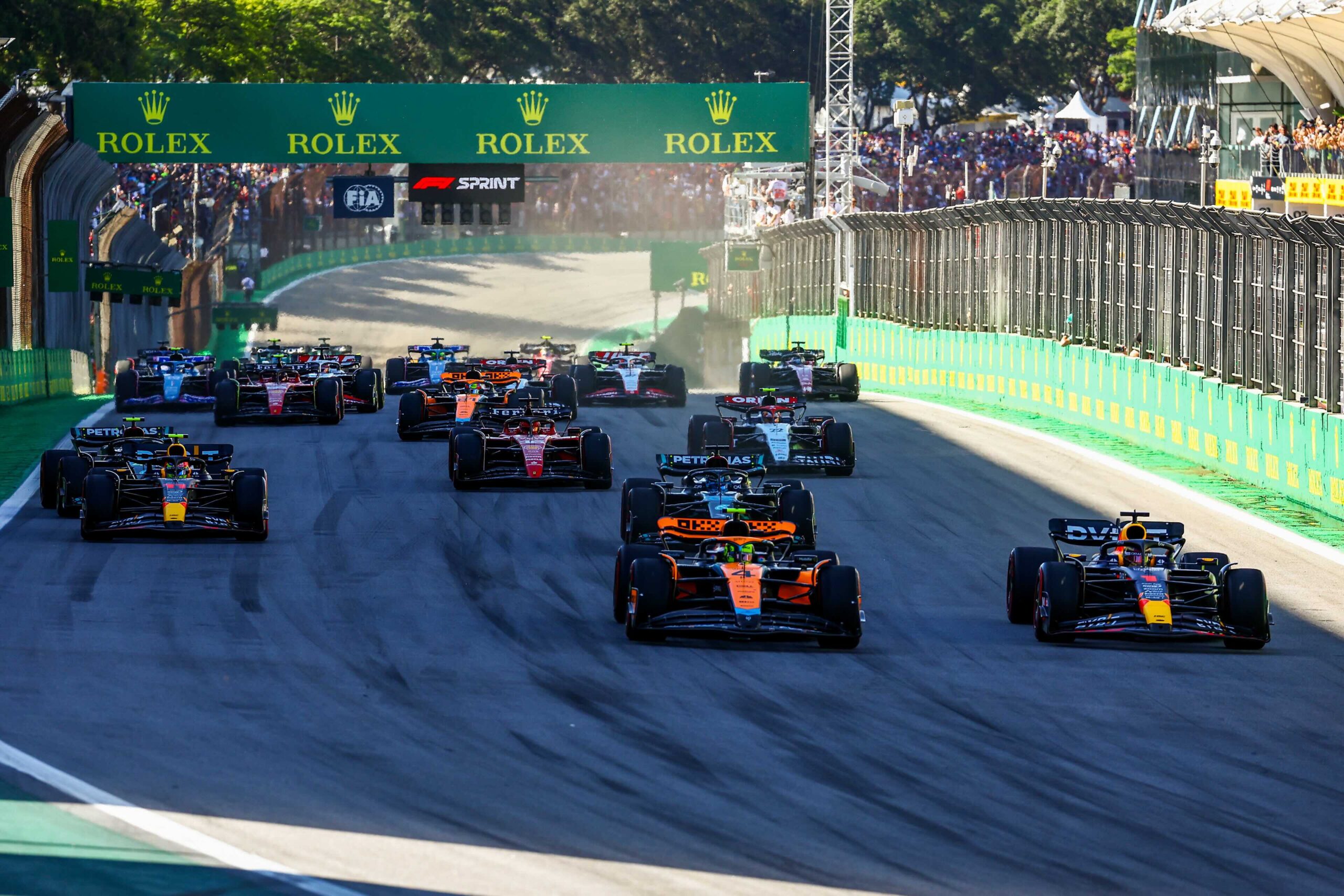 La partenza della Sprint Race in Brasile nel 2023 (© Red Bull Content Pool)