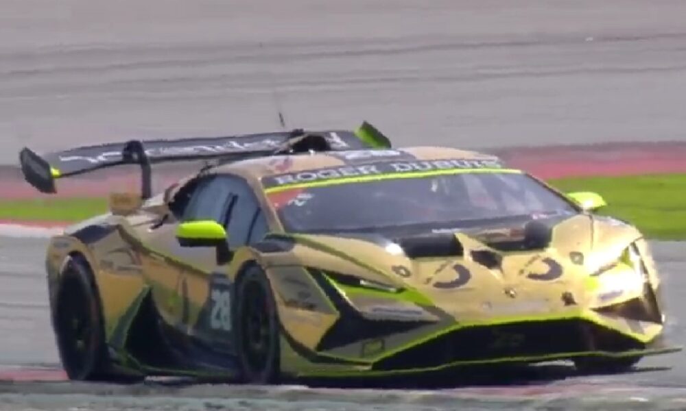 Bonduel in azione durante Gara 2 del Lamborghini Super Trofeo a Barcellona