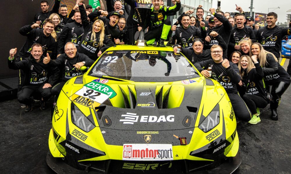 Bortolotti vince DTM! I festeggiamenti del neo campione con il team SSR Performance (© Lamborghini)