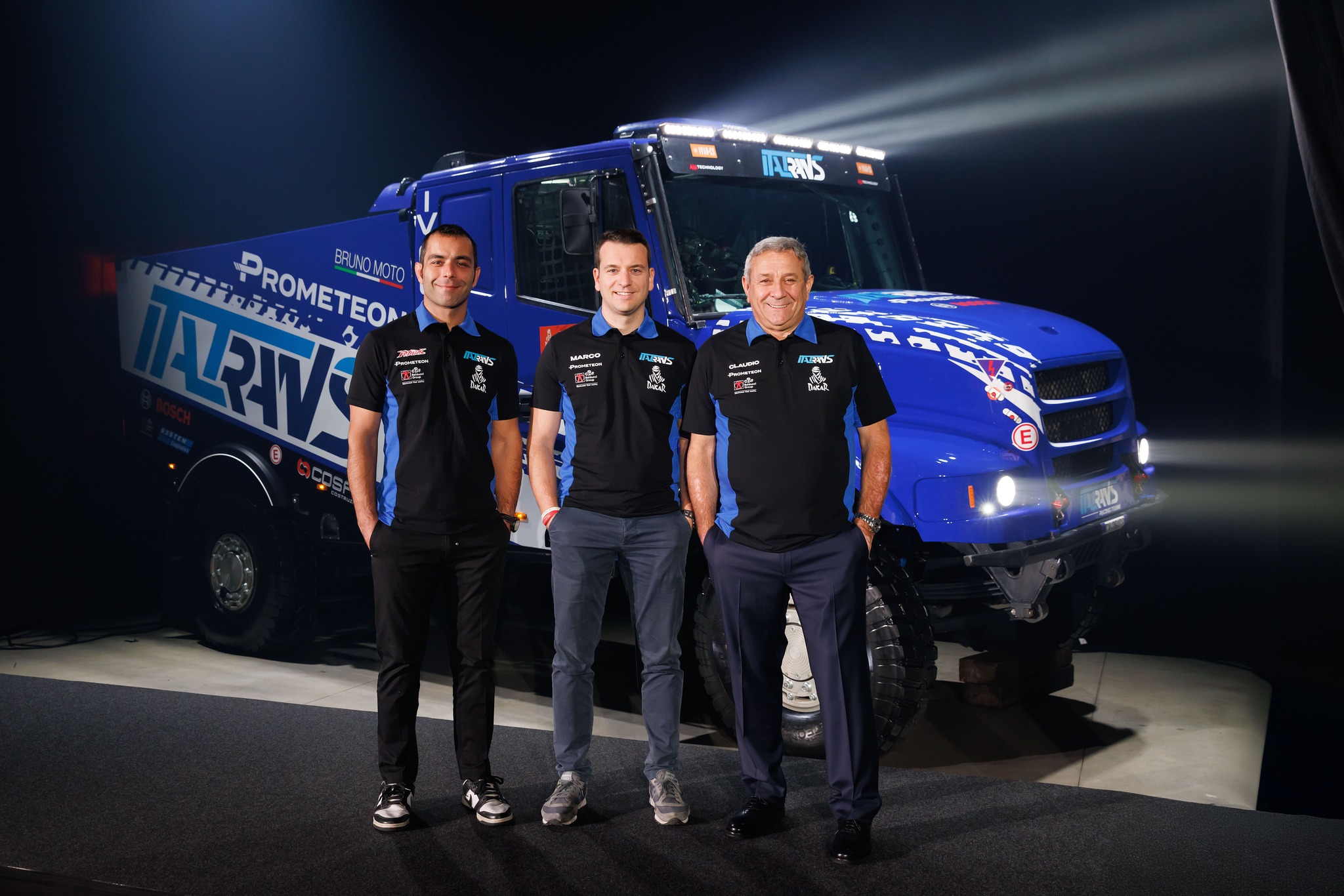 Danilo Petrucci, Marco Arnelotti e Claudio Bellina alla presentazione della line up Italtrans per la Dakar 2025