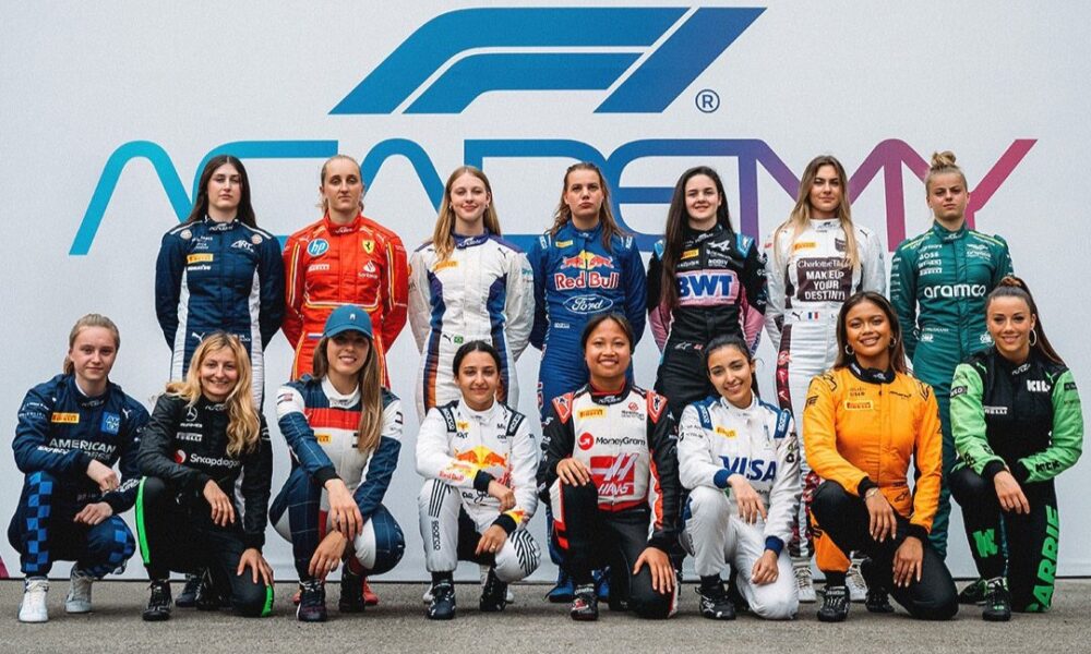 Le ragazze della F1 Academy prima dei test in Qatar