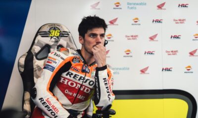 Joan Mir nel box durante il test post Solidarity GP a Barcellona