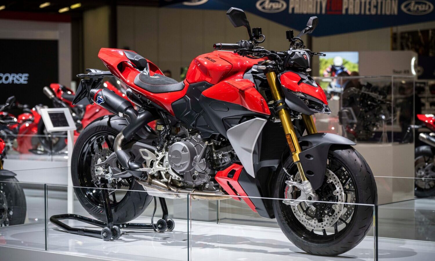 ducati streetfighter V2 eicma