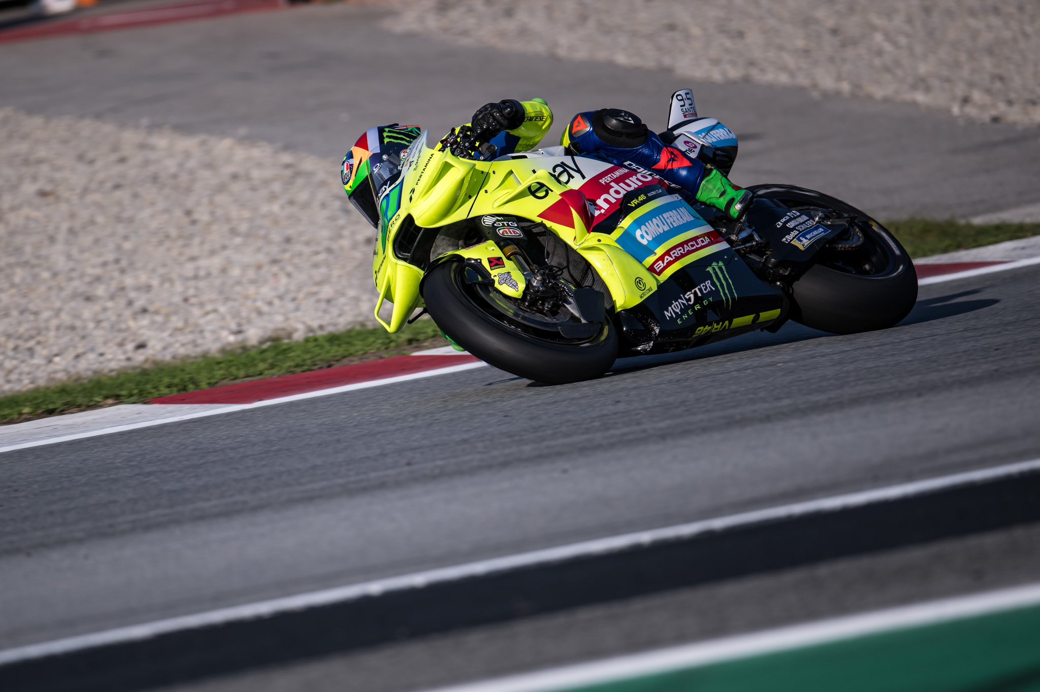 Franco Morbidelli durante i primi test MotoGP a Barcellona con VR46