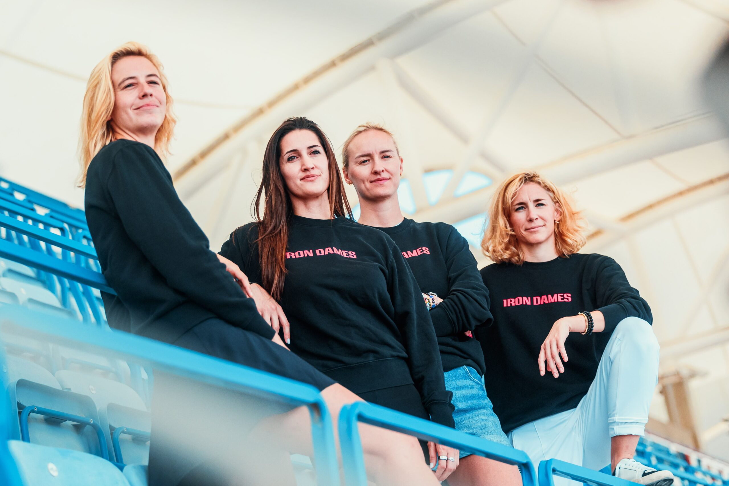 Sarah Bovy, Celia Martin, Michelle Gatting e Rahel Frey in posa per lo shooting della collezione Iron Dames