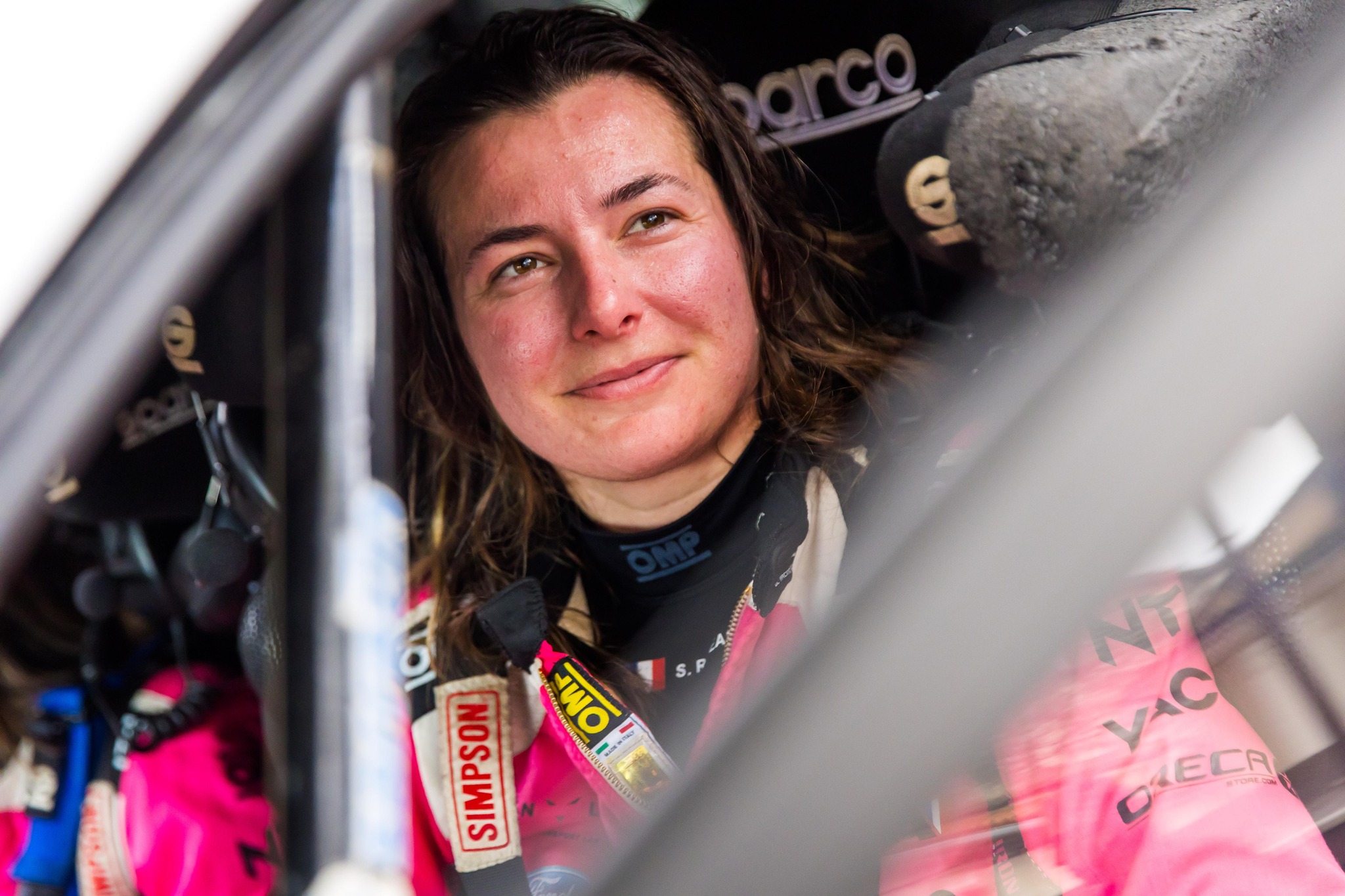 Sarah Rumeau in auto durante il Rallye Critérium des Cévennes del Campionato Rally francese