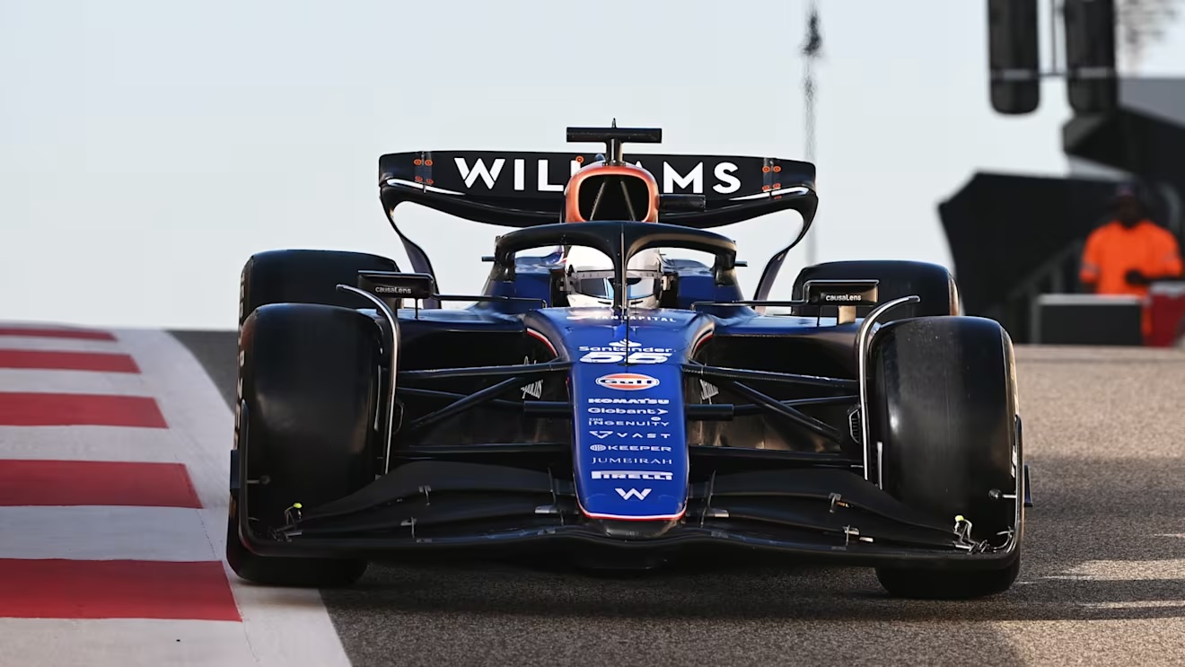 Carlos Sainz ai primi test con Williams (© F1.com)