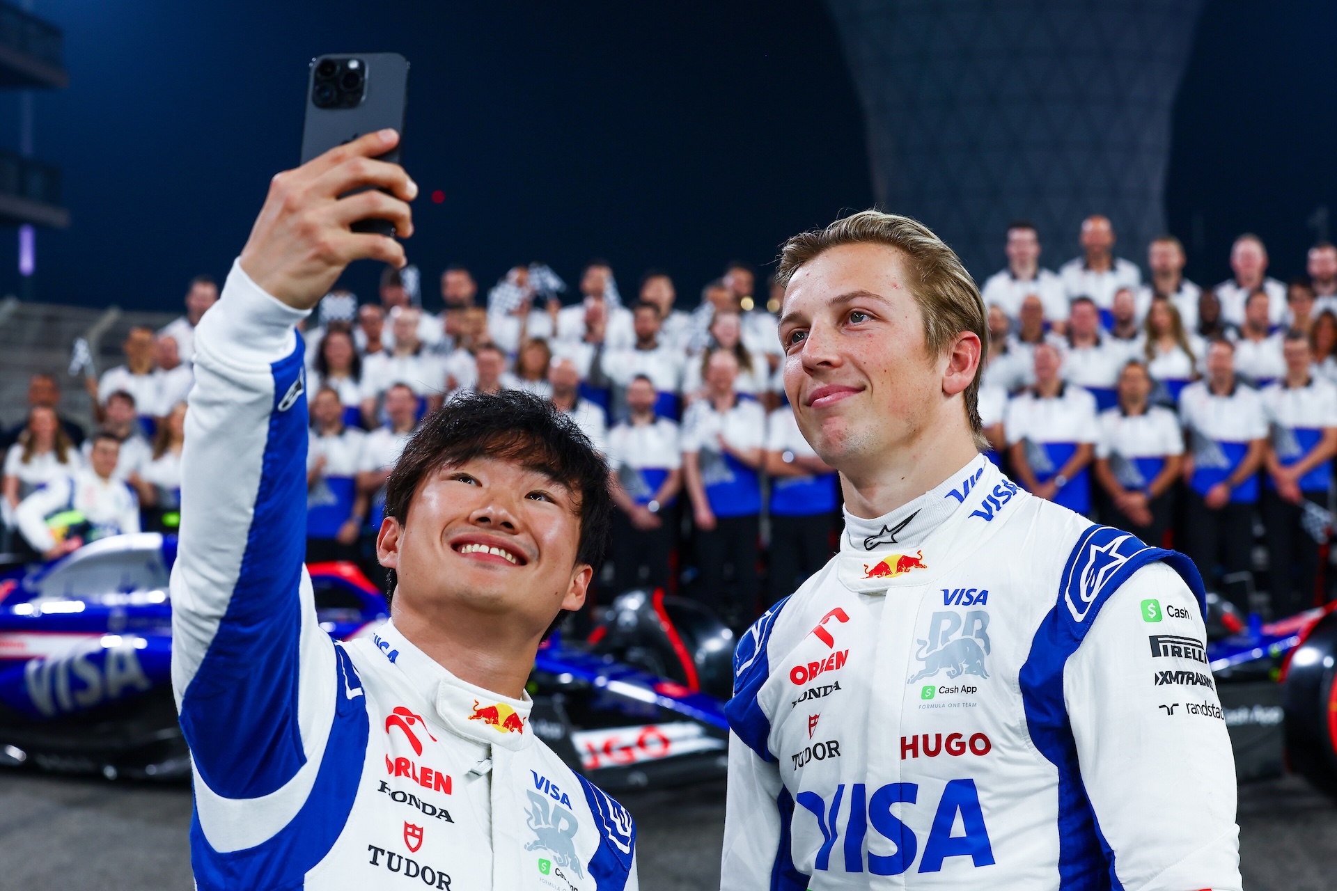 Yuki Tsunoda e Liam Lawson, escluso dalla entry list 2025 (© Red Bull Content Pool)