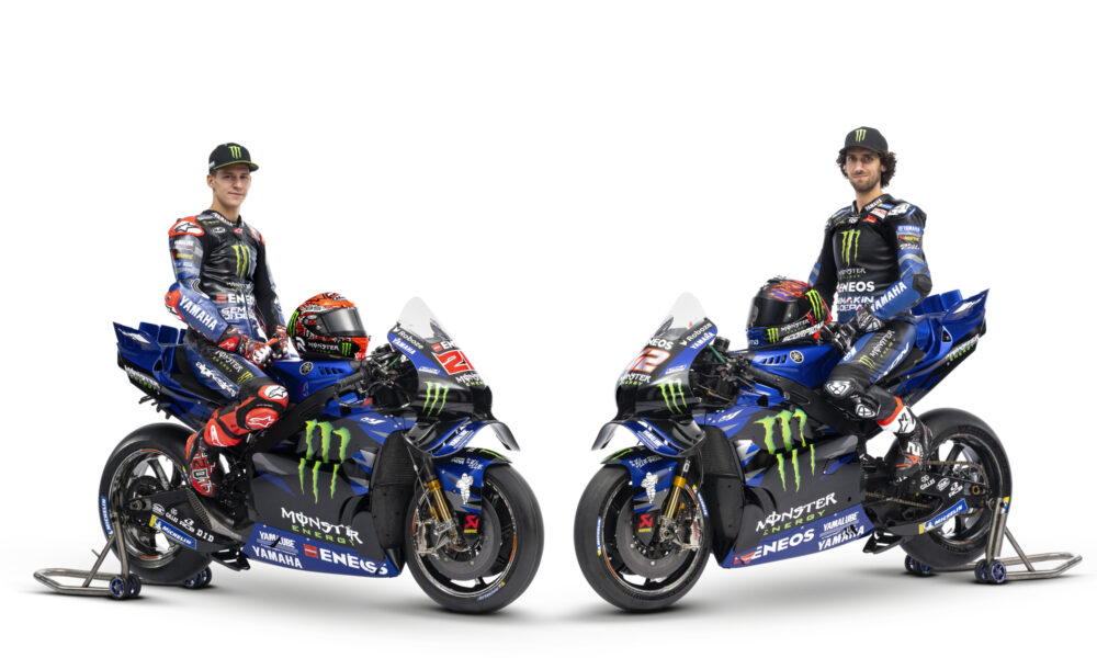 Quartararo e Rins con le loro nuove M1 2025 (© Yamaha MotoGP)