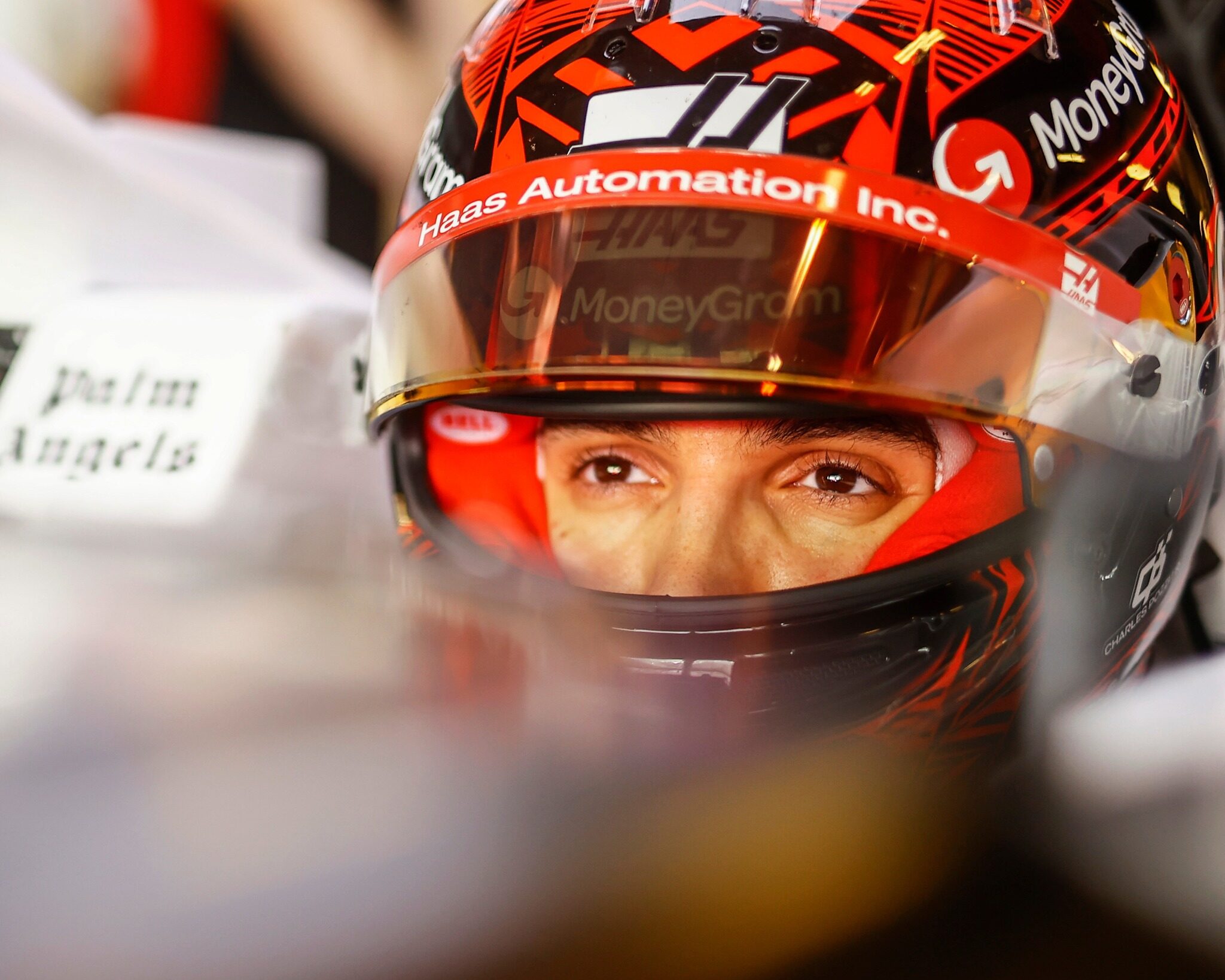 Esteban Ocon durante il suo primo test con Haas