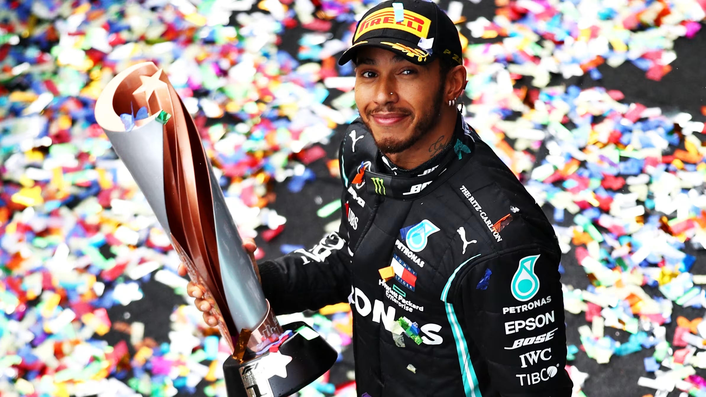 Lewis Hamilton, sette volte campione del mondo F1 e prossimo pilota della Ferrari