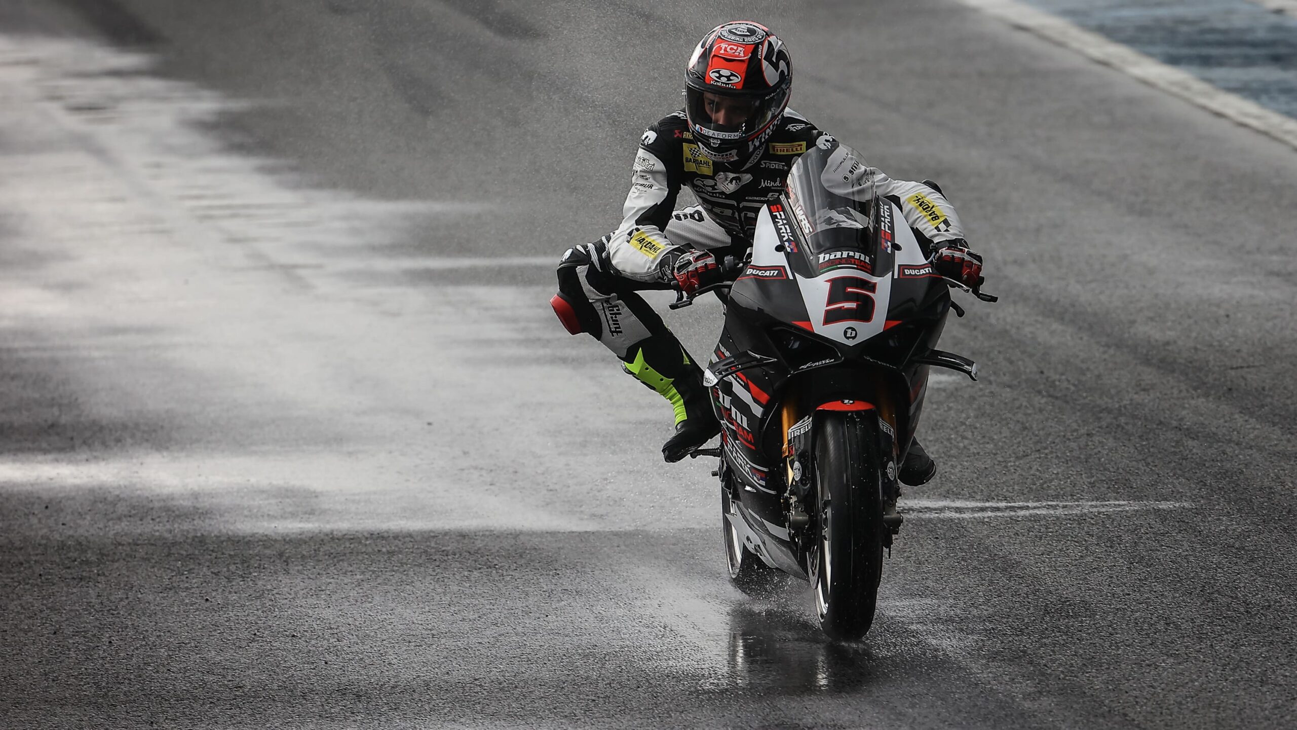 Yari Montella, Team Barni, nel Day 2 di Jerez 