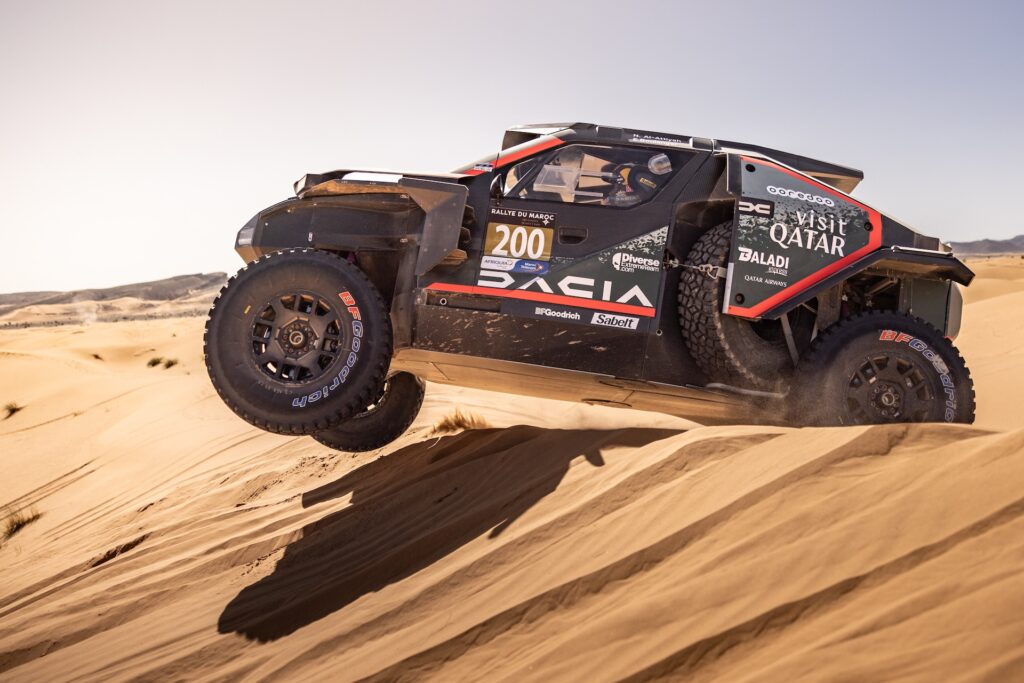 La Dacia Sandrider di Al-Attiyah durante il Rally del Marocco 2024 (© Red Bull Content Pool)