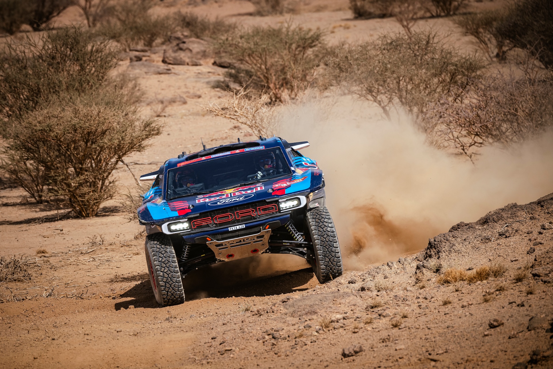 Carlos Sainz durante il prologo auto della Dakar 2025 (© Red Bull Content Pool)