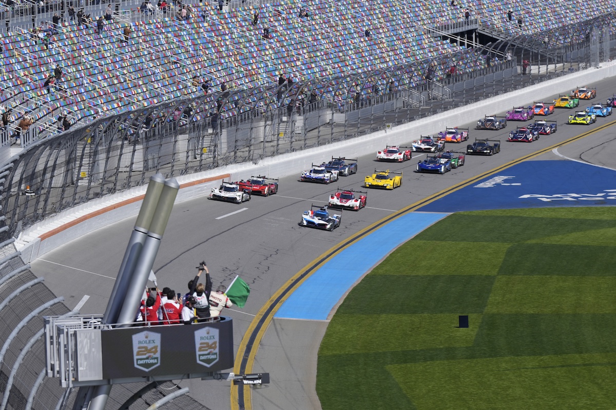 La partenza della 24 Ore di Daytona 2025 (© Michelin USA)