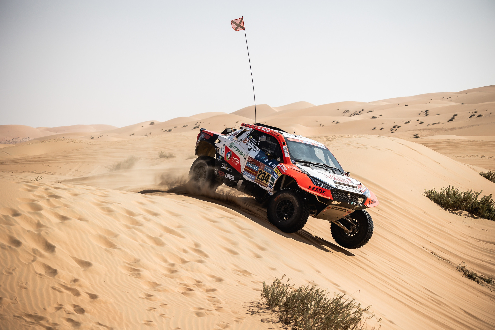 Aliyyah Koloc nel deserto durante la Dakar 2025