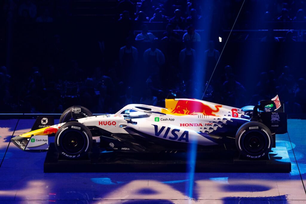 La livrea della Racing Bulls presentata durante la F1 75 (© Red Bull Content Pool)