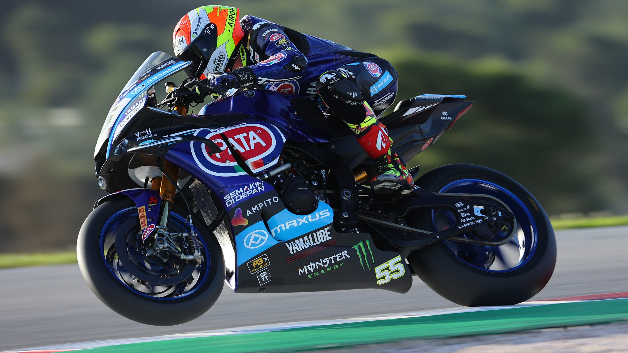 Andrea Locatelli in sella alla sua R1 a Portimao