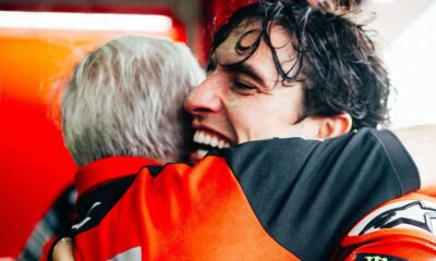 Davide Tardozzi e Marc Marquez dopo il successo del #93 in Argentina