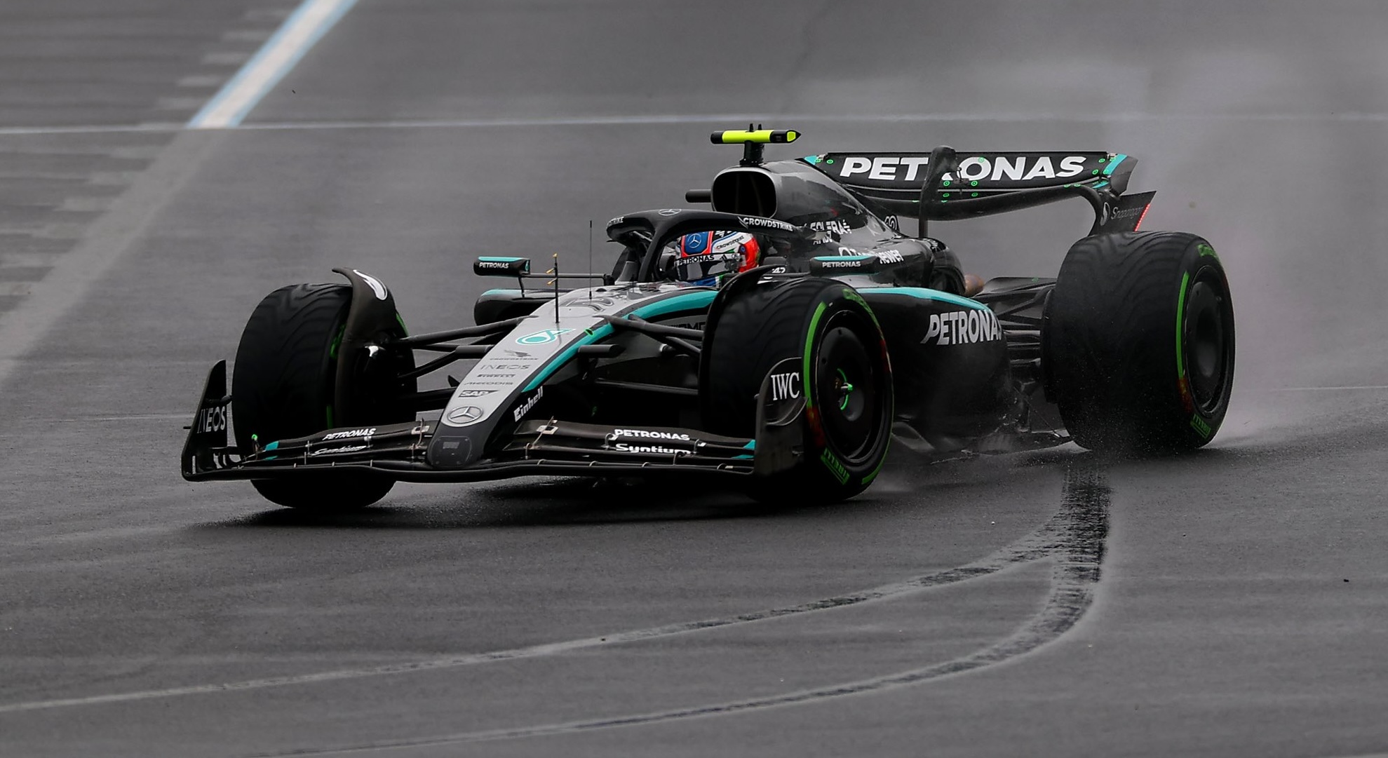 Kimi Antonelli, con una guida da veterano, durante il GP Australia 2025 (© Mercedes AMG F1)