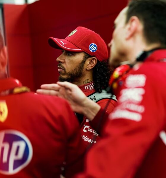 Lewis Hamilton e il suo rapporto con la stampa italiana dopo il GP del Bahrain (© Scuderia Ferrari)
