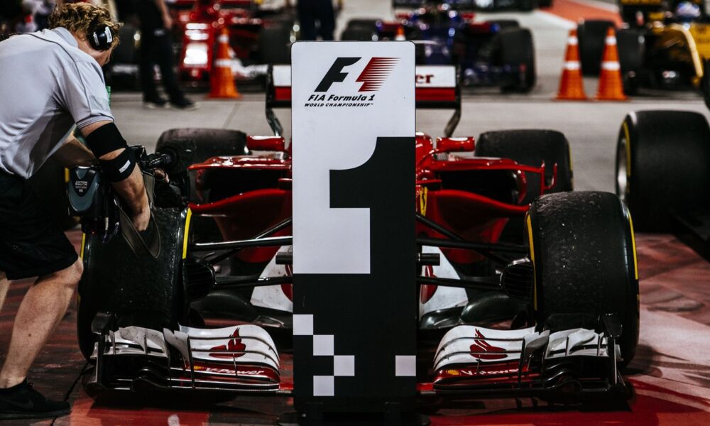 La Ferrari di Vettel al parco chiuso dopo la vittoria in Bahrain nel giorno di Pasqua