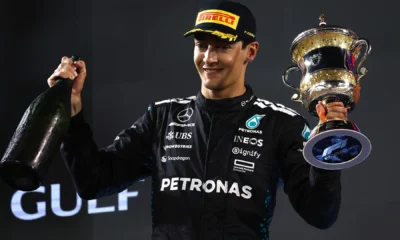 George Russell sul podio in Bahrain (© Mercedes-AMG F1)
