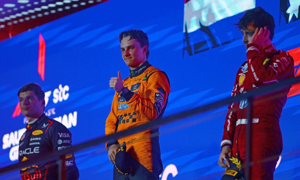 Verstappen, Piastri e Leclerc sul podio di Jeddah (© Red Bull Content Pool)