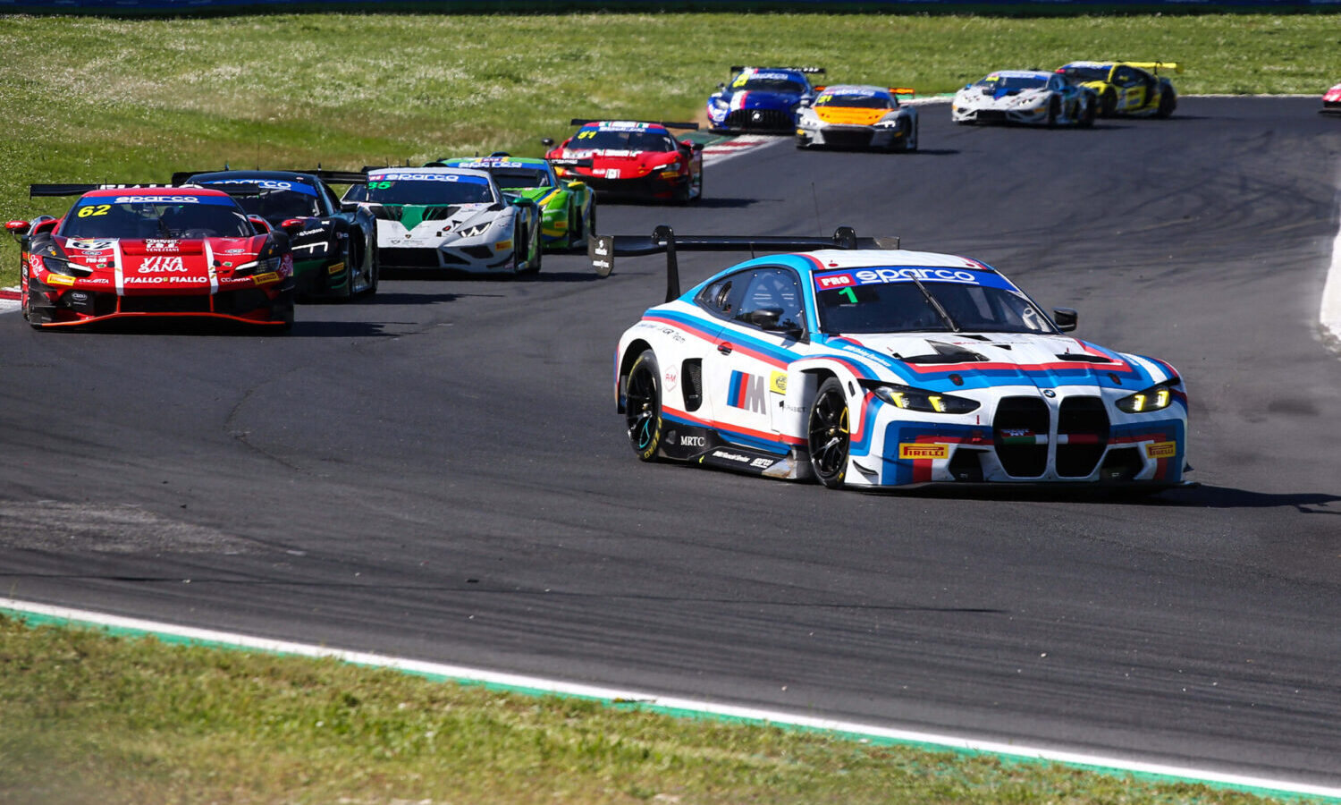bmw #1 gt italiano vallelunga
