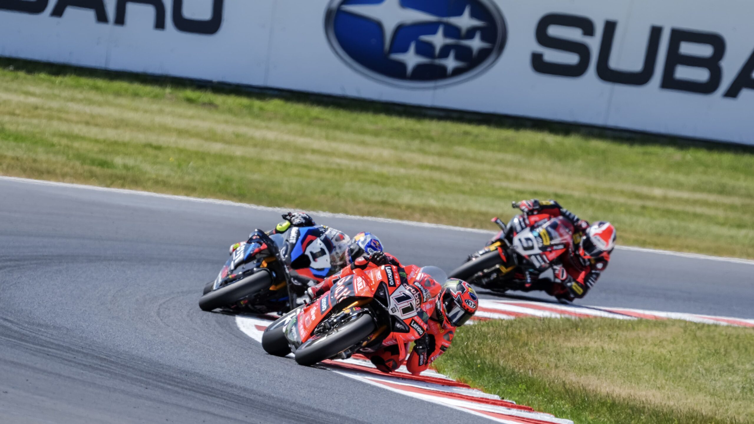 Bulega, Razgatlioglu e Petrucci in azione a Most in Gara 1
