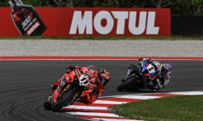 Bulega e Razgatlioglu in azione a Cremona nel Round 2025