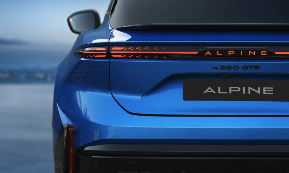 ALPINE A390
