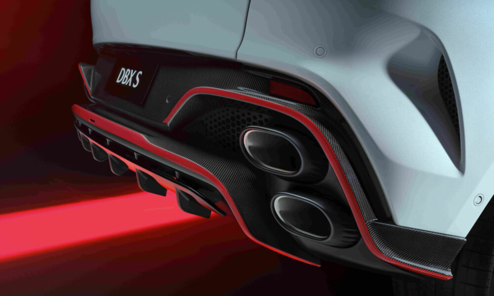 Aston Martin DBX S