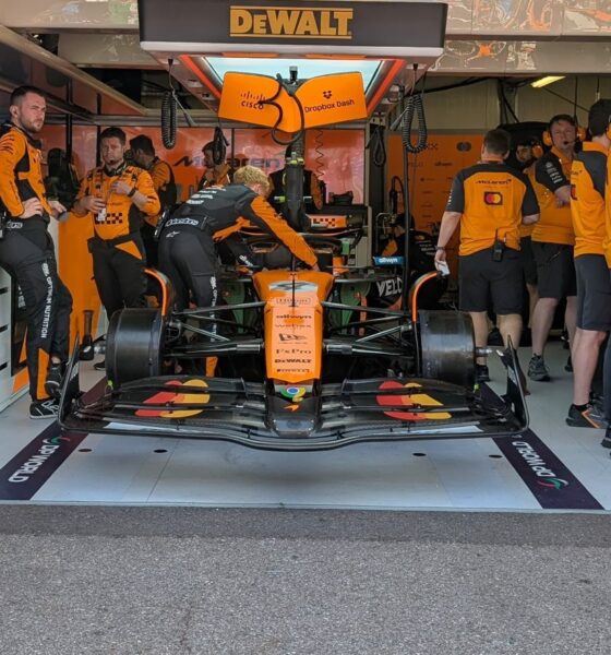 In Spagna entrerà in vigore il nuovo regolamento sulle ali flessibile, figlio della TD018 (© x.com McLaren)