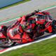 Nicolò Bulega in azione a Cremona durante il Round 2025 della SBK 2025