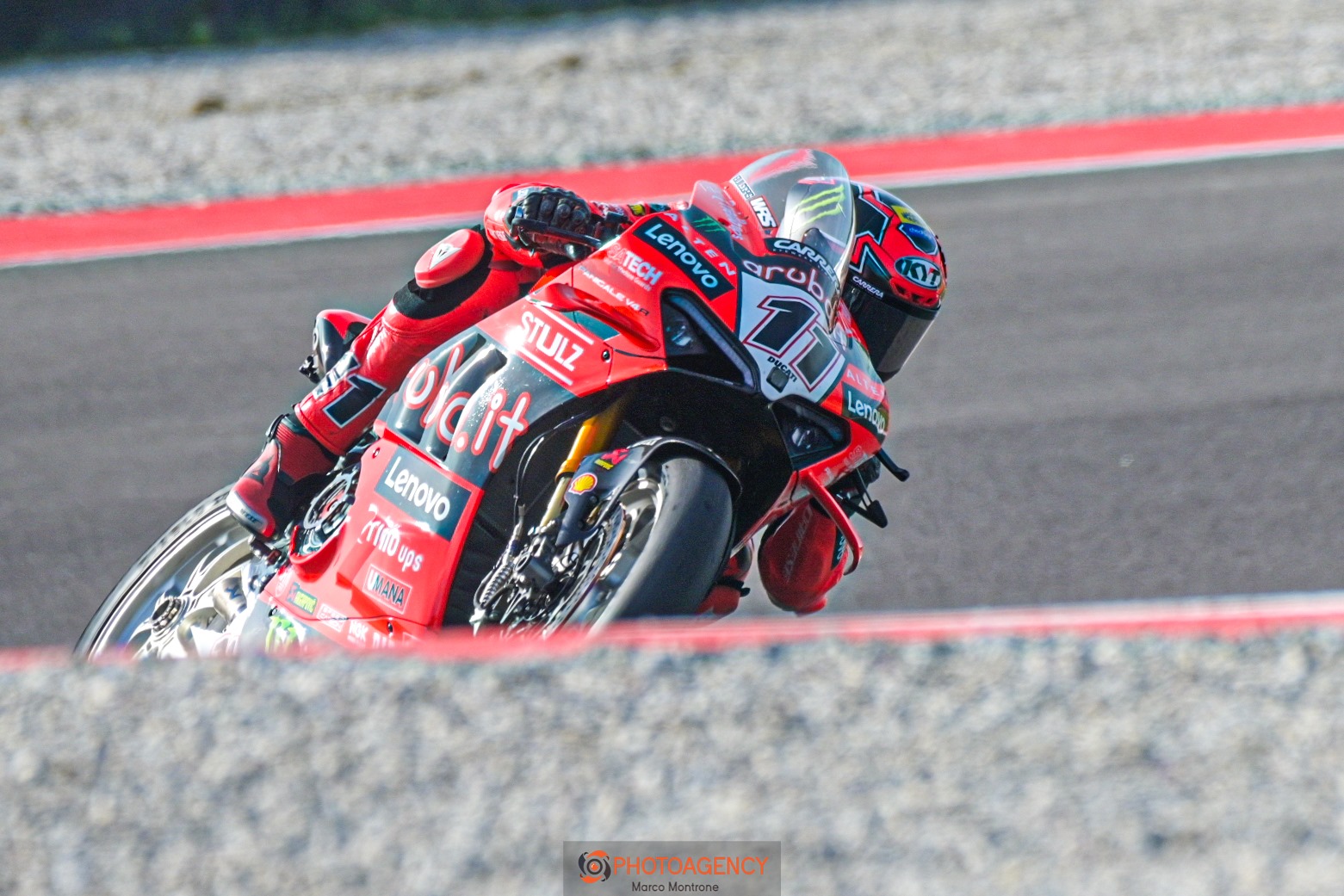 Nicolò Bulega in azione a Cremona per il Round italiano della SBK 2025