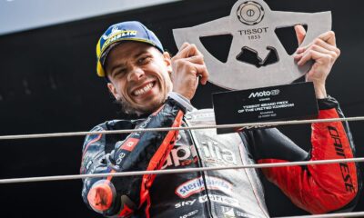 Marco Bezzecchi trionfa a Silverstone e Rivola parla a Martin