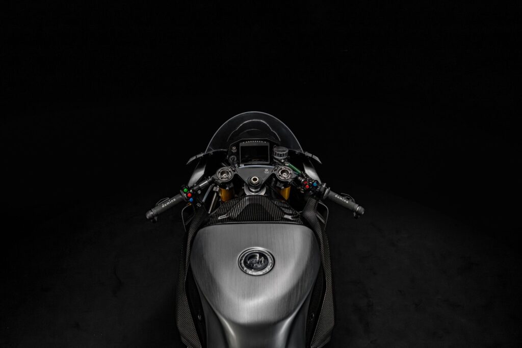 I comandi della Concept RR (© BMW Motorrad)