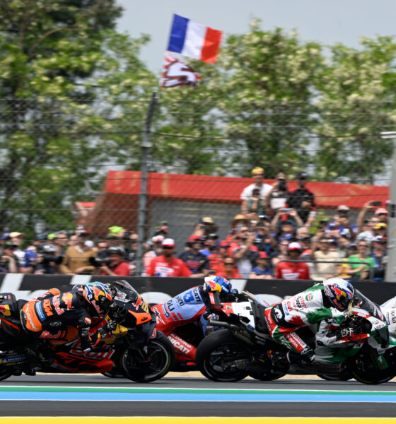 I piloti della MotoGP in azione a Le Mans nel 2024 (© Red Bull Content Pool)