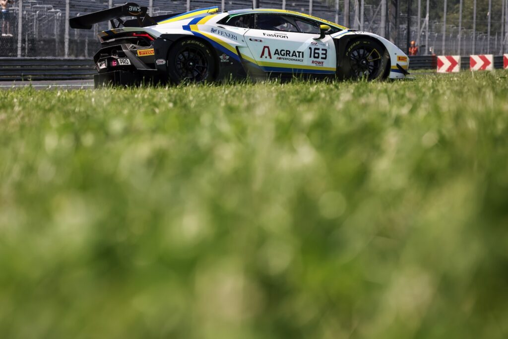 La Lamborghini #163 in prima variante a Monza (© SRO)