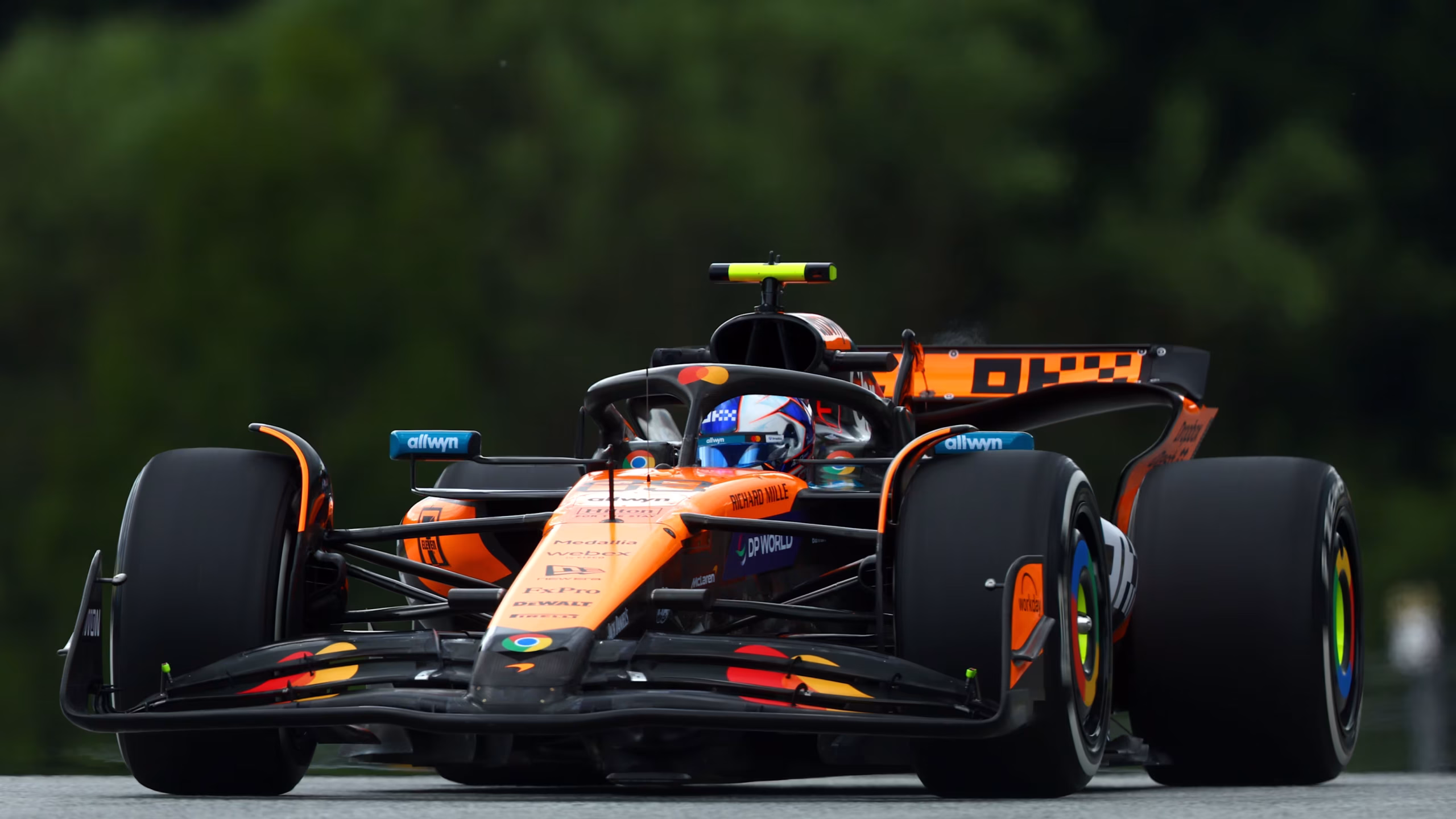 Dunne alla guida della McLaren nelle prove libere in Austria