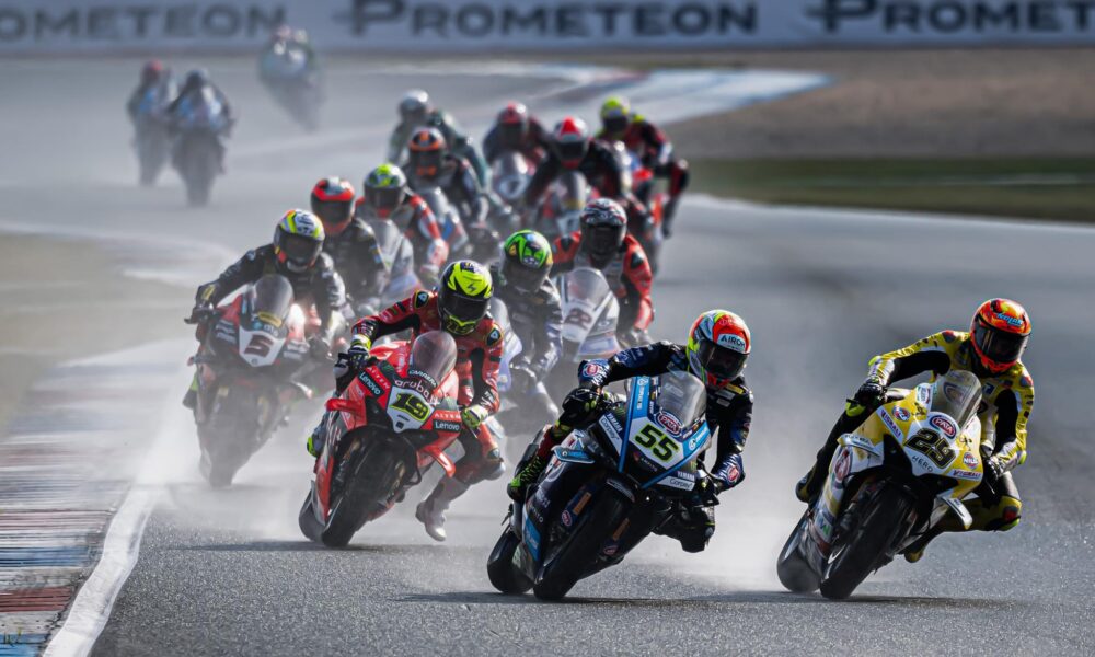 Iannone, Locatelli e Bautista in azione durante il Round di Assen