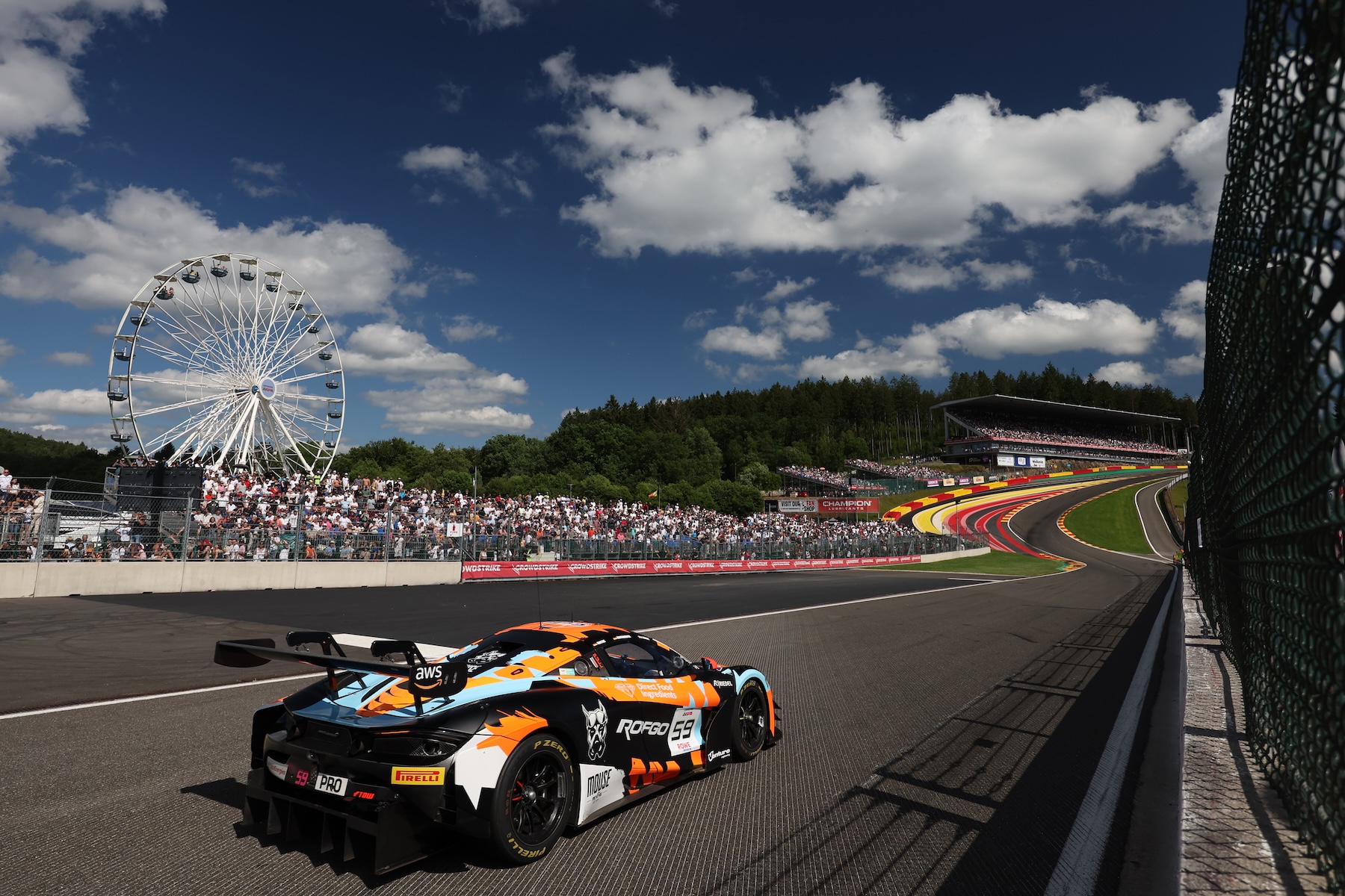 La #59 McLaren Garage59 (© SRO/JEP)