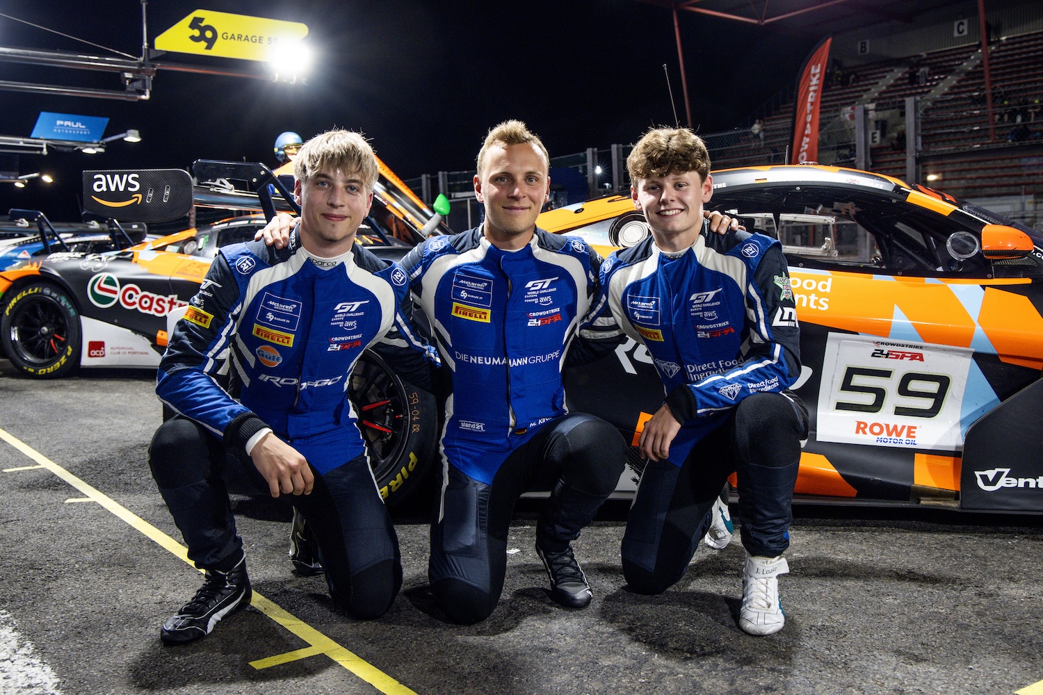 L'equipaggio della McLaren #59 Garage59 (© SRO/JEP)