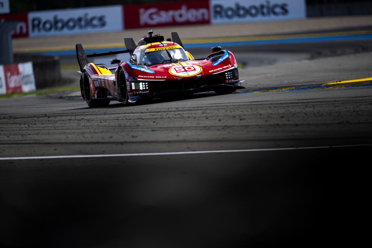 La Ferrari 499P in azione a Le Mans (© DPPI - ACO)